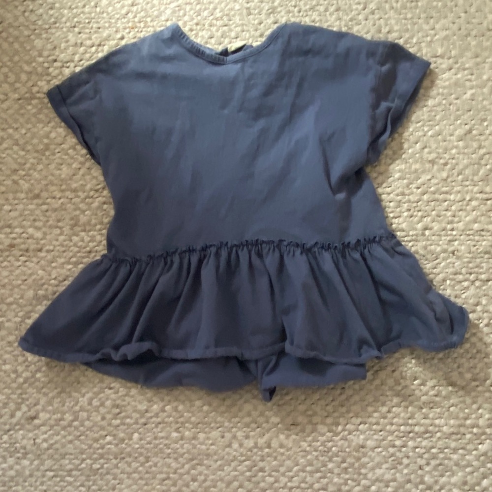 Navy blue GAP kids shirt